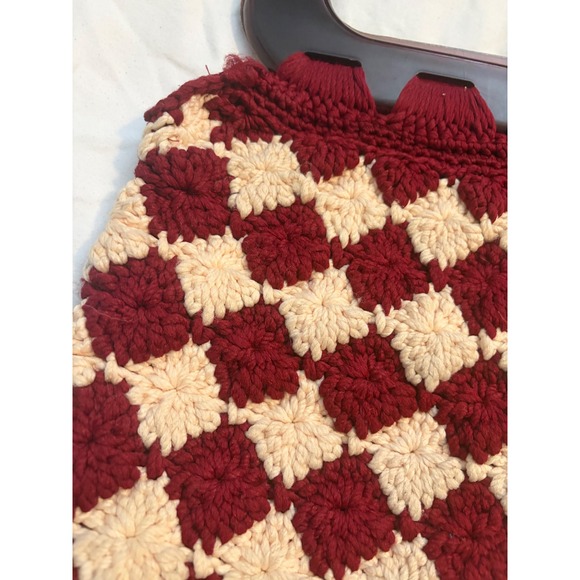 Vintage Crochet Handbag Burgundy Cream Diamond Check Tortoise Handle Boho 70s - Picture 2 of 6